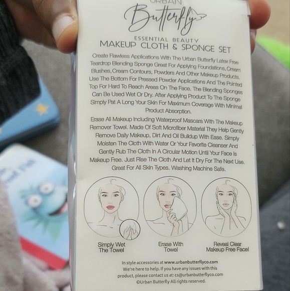 Purple Makeup Remover Cloth and Sponge Set - Picture 3 of 4